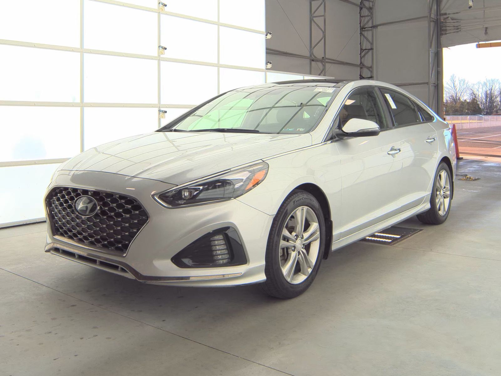 2019 HYUNDAI Sonata available for long-term rental