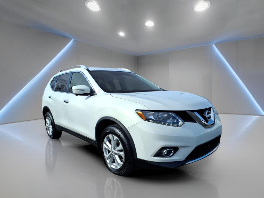 2014 NISSAN Rogue available for long-term rental