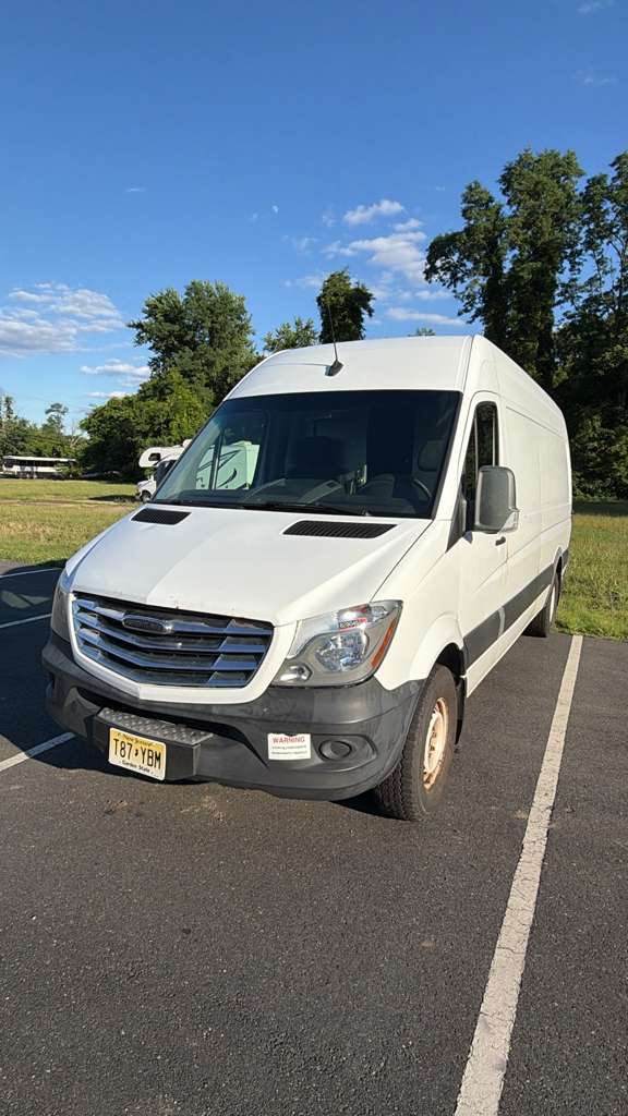 2017 MERCEDES-BENZ Freightliner available for long-term rental